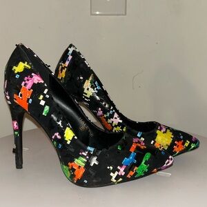 Athena Black Heels with Multicolor Pattern